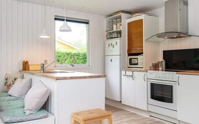 6 Person Holiday Home in Juelsminde