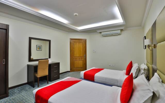 OYO 205 Golden Jwan Furnished Apartments 1