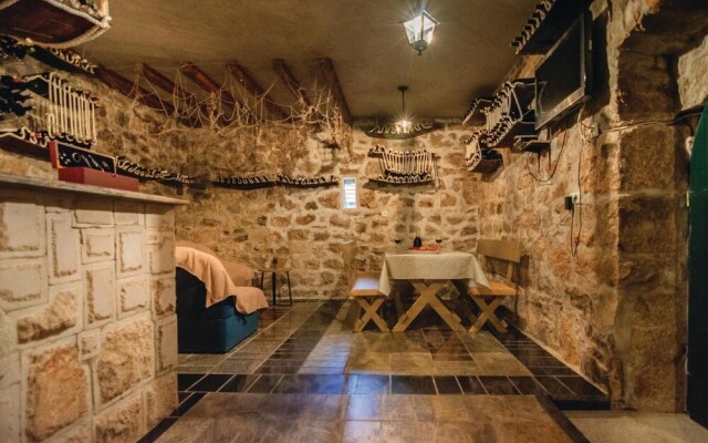 Nice Home in Kucice With Wifi and 4 Bedrooms