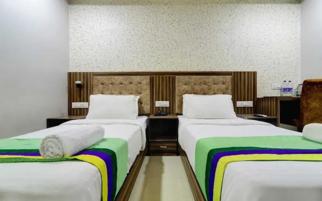 Hotel New Blue Sapphire Residency