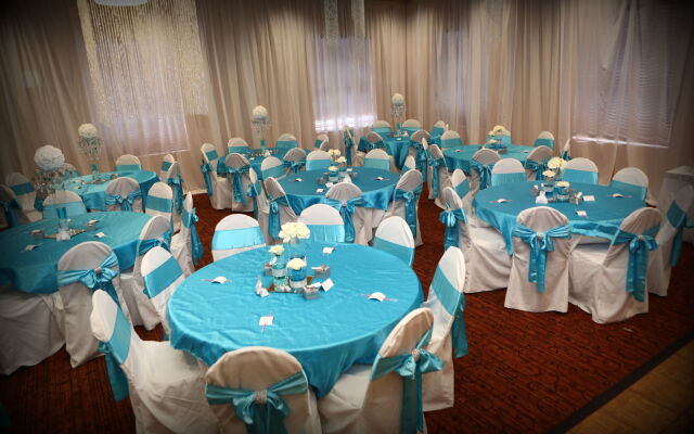 Best Western Plus Bathurst Hotel & Suites