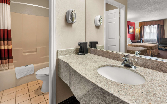 Americas Best Value Inn Montezuma