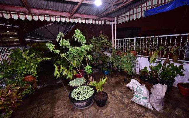 Dazhong Backpackers Hostel