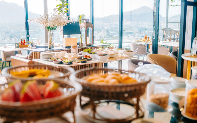 Hilltop Wellness Resort