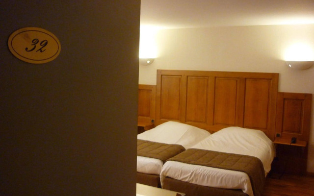 Appart Hôtel Charles Sander