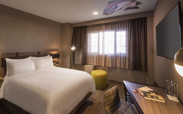 Renaissance Reno Downtown Hotel & Spa