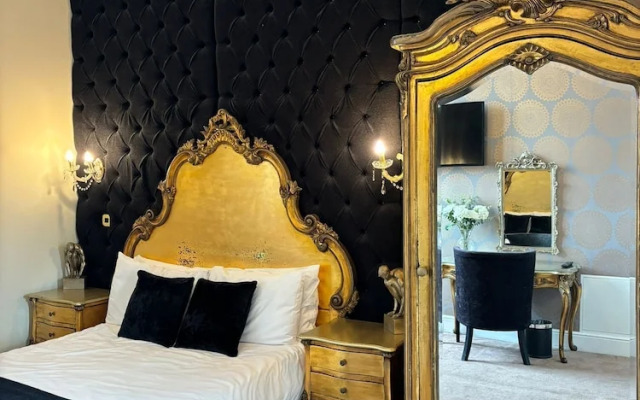 White Star Line Hotel
