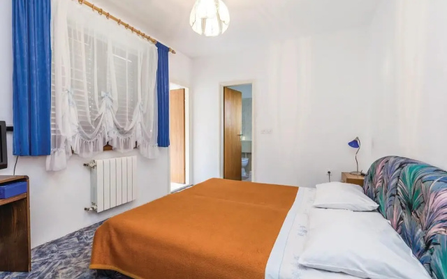 Stunning Home in Brsec With Wifi and 3 Bedrooms