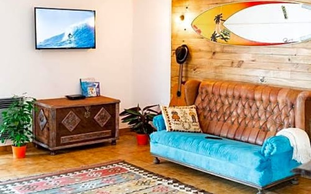 Surfhouse ThePortugalWave