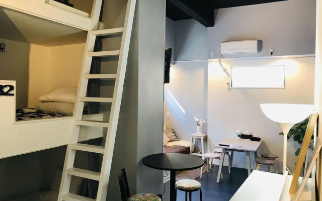 Hostel 1010