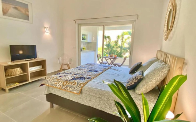 Beautiful suite S15, pool, next to Pinel Island — фото 2