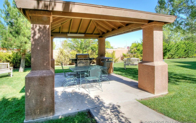 Holiday Inn Express & Suites Roswell