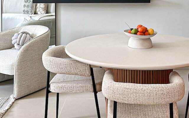 HiGuests - Act Tower 1