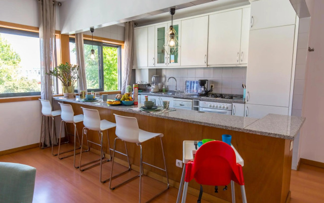 Sunset Relaxing Apt with terrace, parking & bikes