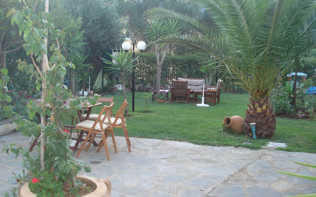 Villa Avra