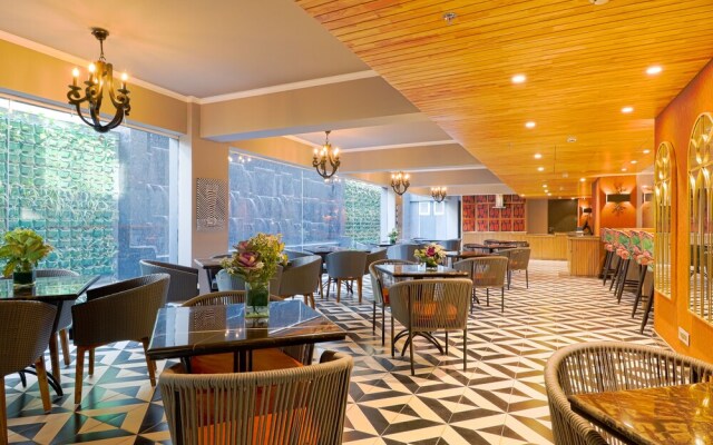 AIR by Ahuja Residences