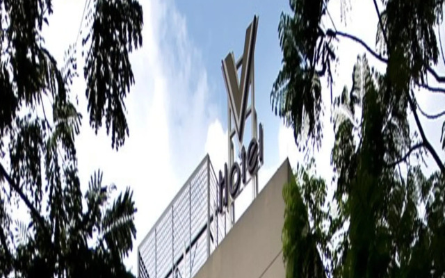V Hotel Bencoolen