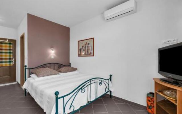 Guest House Lazeta