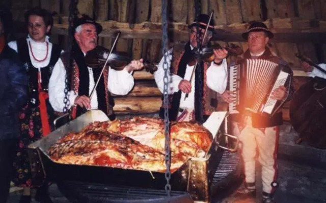 Gospodarstwo Agroturystyczne Watra