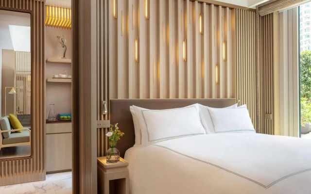 The Silveri Hong Kong - MGallery