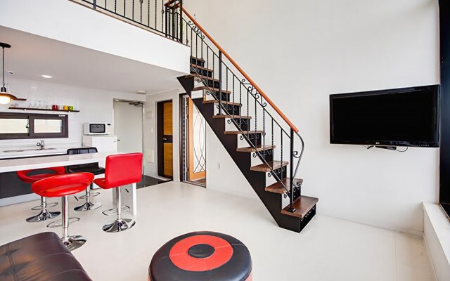 Tongyeong Mari Joa Pension