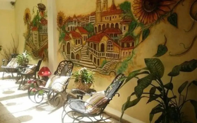 Girasol and Friends Rooms