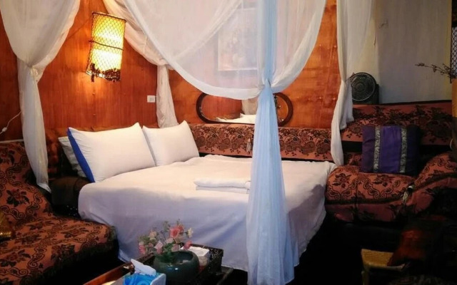 Backpacker Guest Home