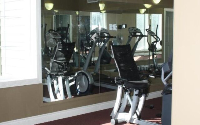 Lakeview Inns & Suites - Edson Airport
