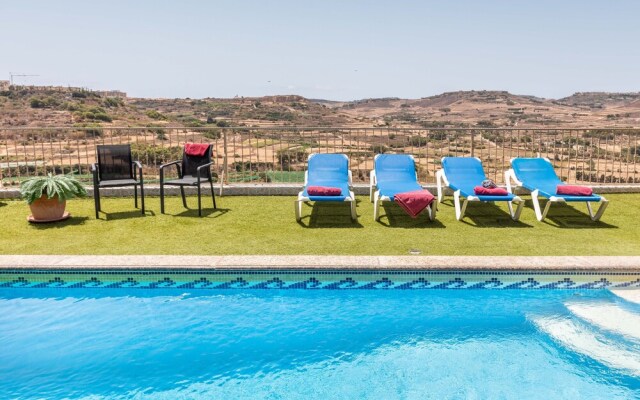 Ta Rozarja Maisonette With Private Pool