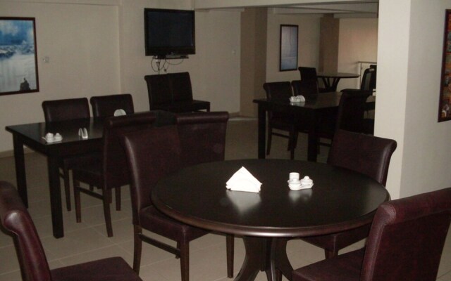 Zirvem Apart Otel