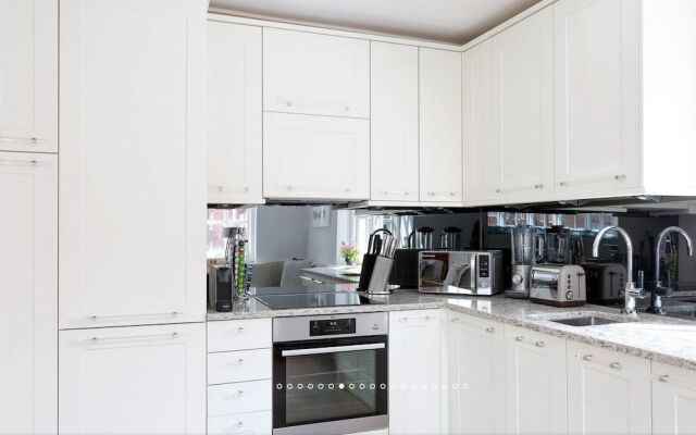 Pocket Full of Pearls Fantastic Duplex