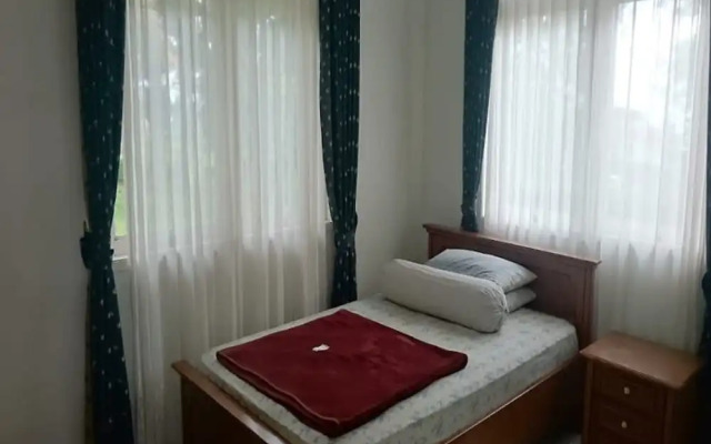 Villa Private Puncak