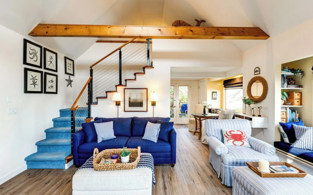 Waterfront Gem w/ 2 Patios on Camano Island