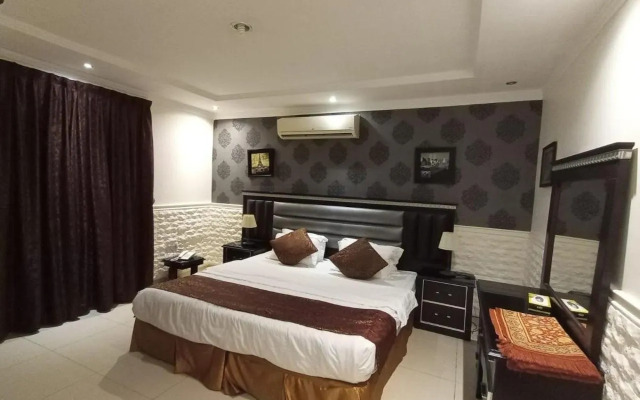 Selen Almetmiza furnished apartments