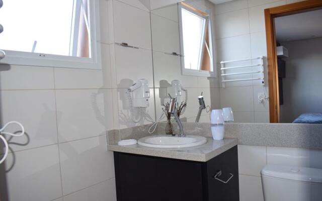 Lindo E Moderno Apartamento De 2 Quartos Em Gramado