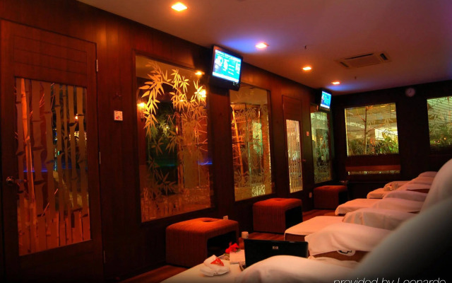 Regalodge Hotel & Spa