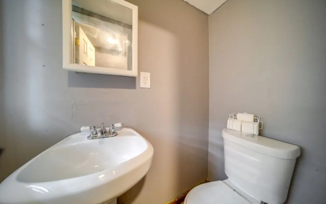 University Heights Home Near Downtown Cleveland!