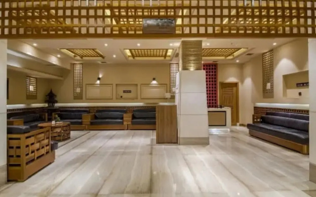 Vyluk J Hotel South Asian Garden Dianchi