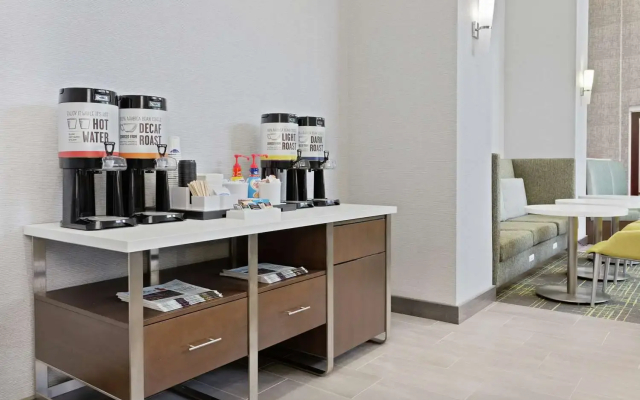 Hampton Inn & Suites Orlando Intl Dr N