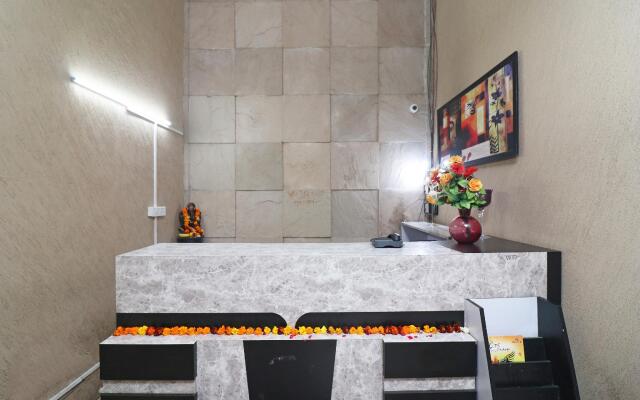 OYO 24624 Kaycee Residency