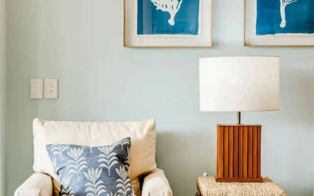 Secure 2bed Apartment in the Marina Carradale 002