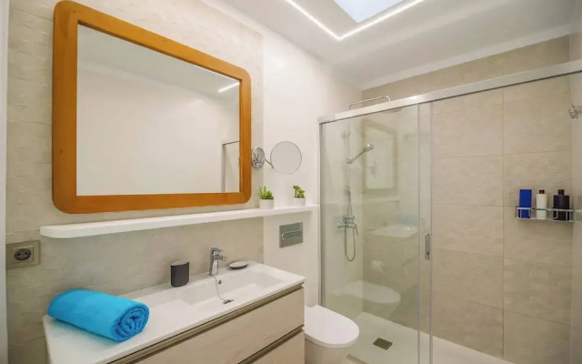 Marina Suite Villa Azul