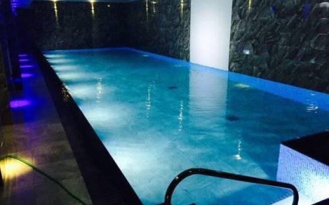 Autumn Leaves Guest House