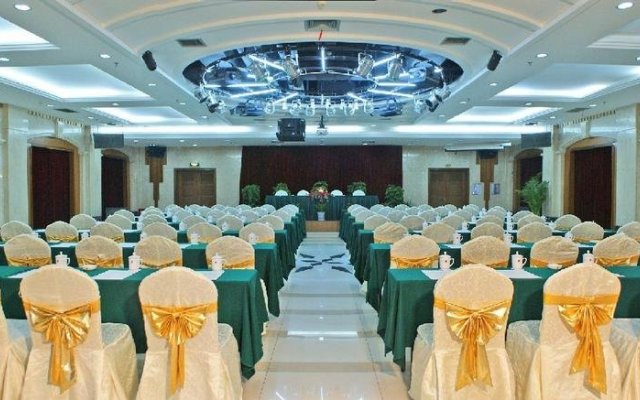 Longquan Sunny Hotel
