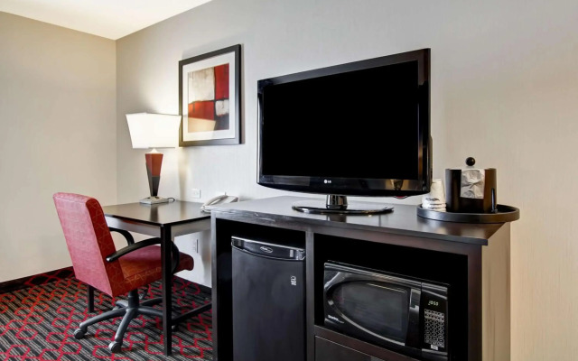 Hampton Inn & Suites by Hilton Red Deer