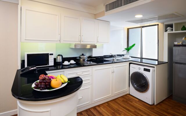 Court Wing Hotel Sukhumvit Bangkok