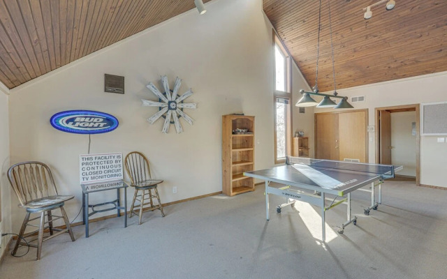 Lakefront Osage Beach Retreat: Dock Access!