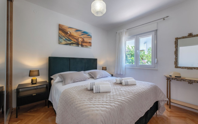 Apartment Adria