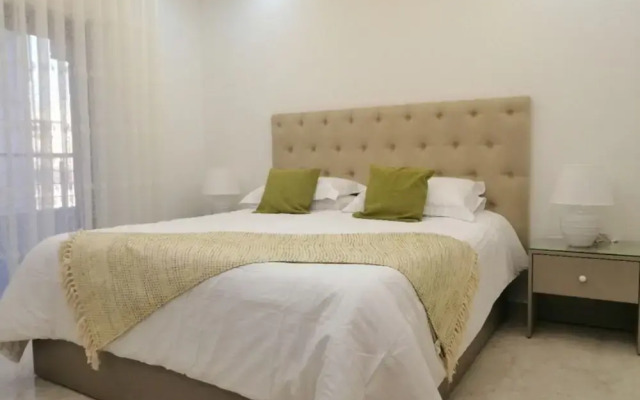 Amazing one Bedroom Apartment in Amman,Elwebdah 1
