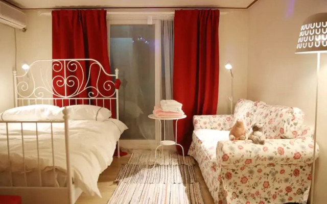 JJ's Studio in Hongdae